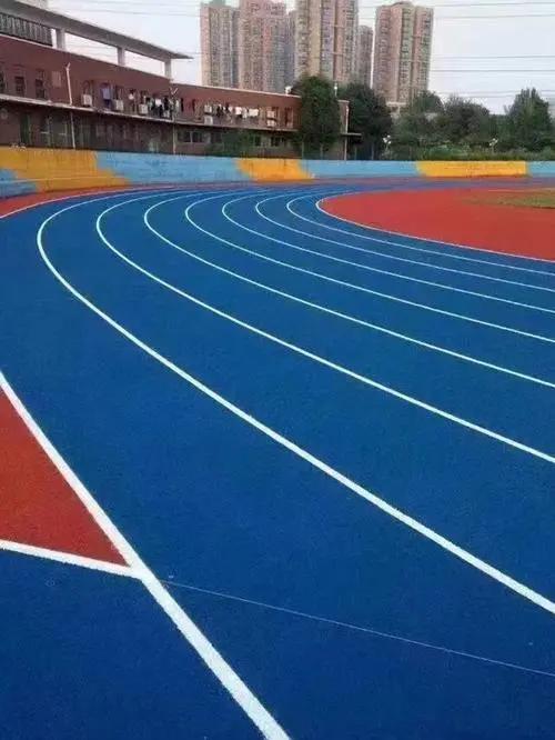 透氣型跑道